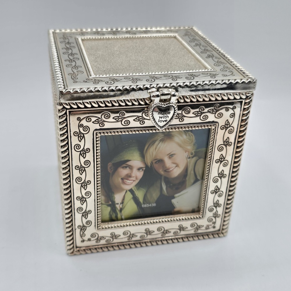 Things Remembered Silver Filigree Cube Photo Frame Keepsake‎ Box Heart Clasp